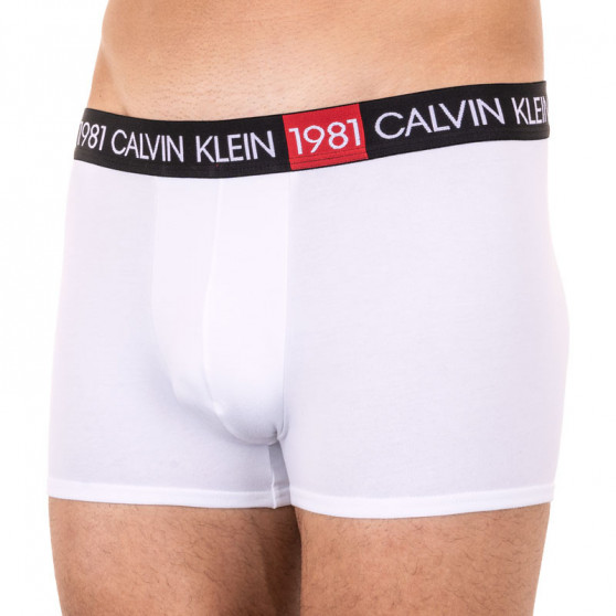 Calvin Klein fehér  férfi boxeralsó (NB2050A-100)