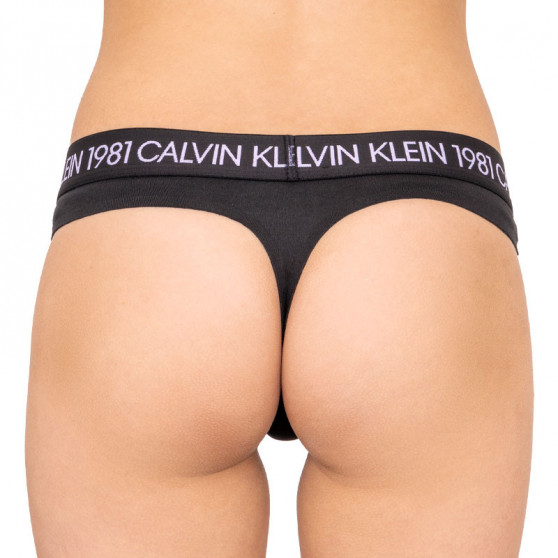 Fekete Calvin Klein női tanga (QF5448E-001)