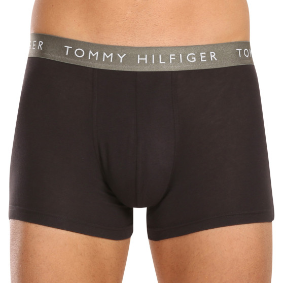 3PACK fekete Tommy Hilfiger férfi boxeralsó (UM0UM03028 0UB)