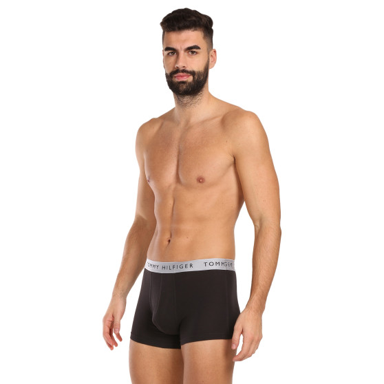 3PACK fekete Tommy Hilfiger férfi boxeralsó (UM0UM03028 0UB)